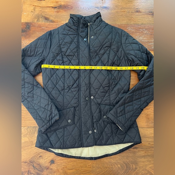 Barbour NWOT quilted black jacket size 4 - Picture 3 of 11